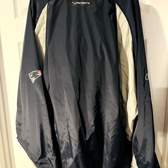 Vintage NE Patriots Pullover - Picture 3 of 5